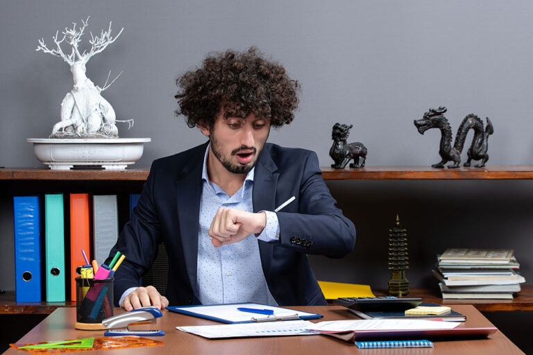 Reducción gradual de la jornada laboral: Ley 2101 del 2021 en Colombia